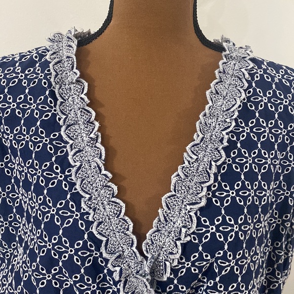 Express Printed navy and white Eyelet Lace Trim Faux Wrap Dress no belt size XL - Picture 8 of 15